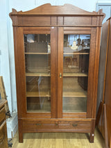 Jugend vitriini L.142cm,S.51cm, K.225cm
