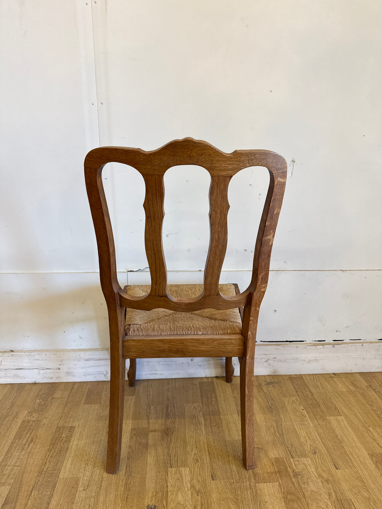 Rococo chair available 6 pcs