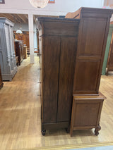 Hieno tamminen vetolaatikko lipasto L. 101cm, S. 46cm ja K. 158,5cm