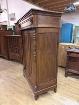 Huikea liinavaatekaappi L.115.5cm, S.60cm, K.177.5cm