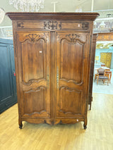 Huikea tammikaappi L.162cm, S.65cm, K.223cm