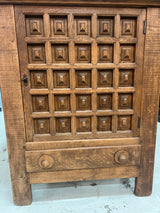 Massiivi tamminen ”pankkiiri kaappi” L. 111,5cm, S. 51cm ja K. 133cm