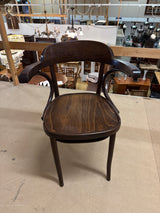 Upea thonet tyylinen ruokatuoli L.54cm, S.45cm, K.77cm