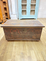 Upea arkku 1800-luvulta L.83cm, S.45cm, K.40cm