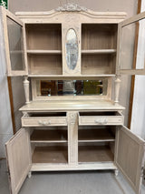 Maalaisromanttinen astiakaappi L.138.5cm, S.51cm, K.230cm