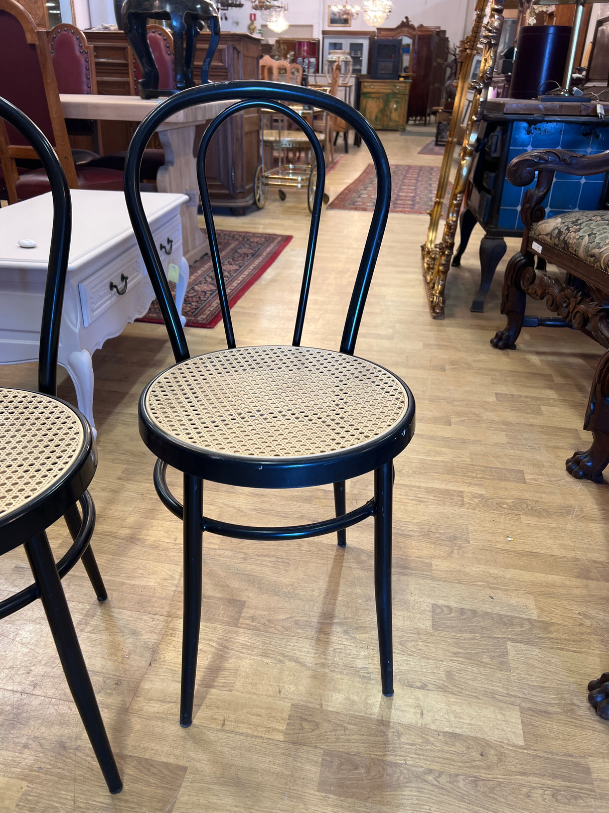 Metalliset wieniläistuolit saatavana 4kpl