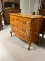 Rokokoo pikku senkki L. 100vm, S. 49cm ja K. 85cm