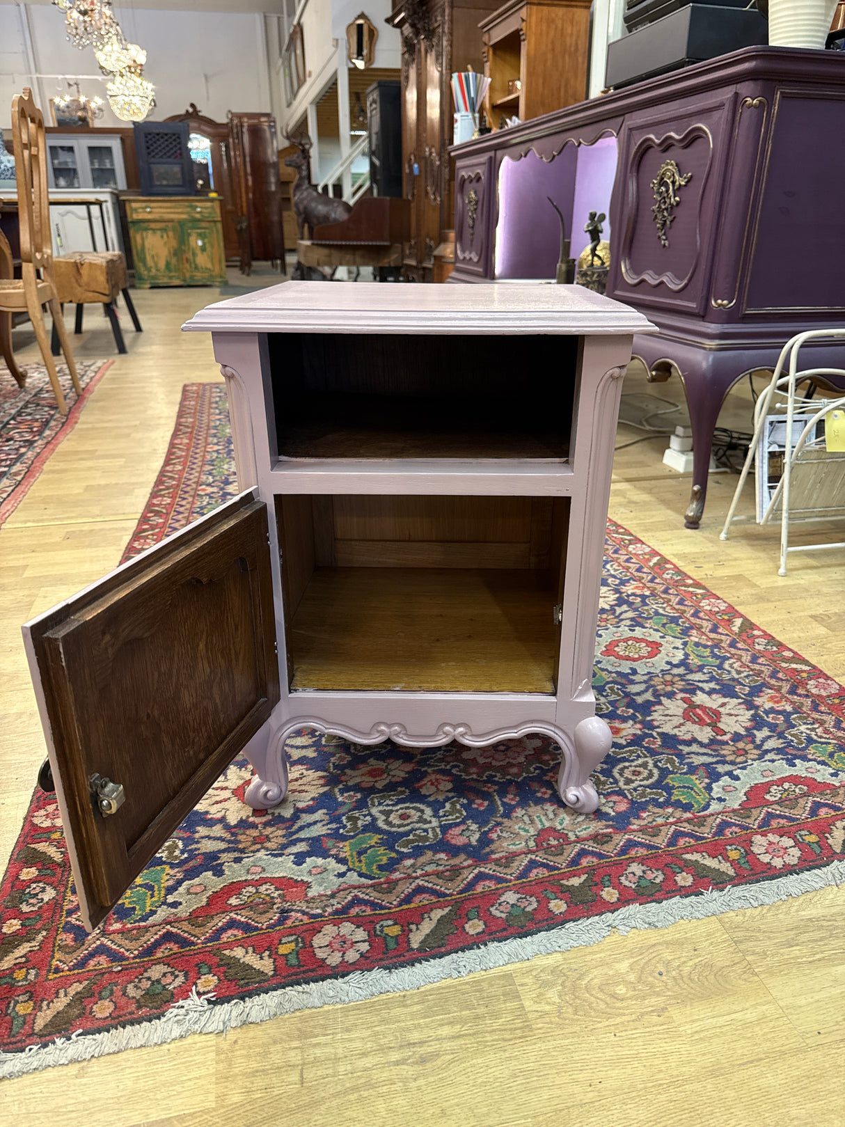 Rokokoo pikkukaappi L.43cm, S.40cm, K.57cm