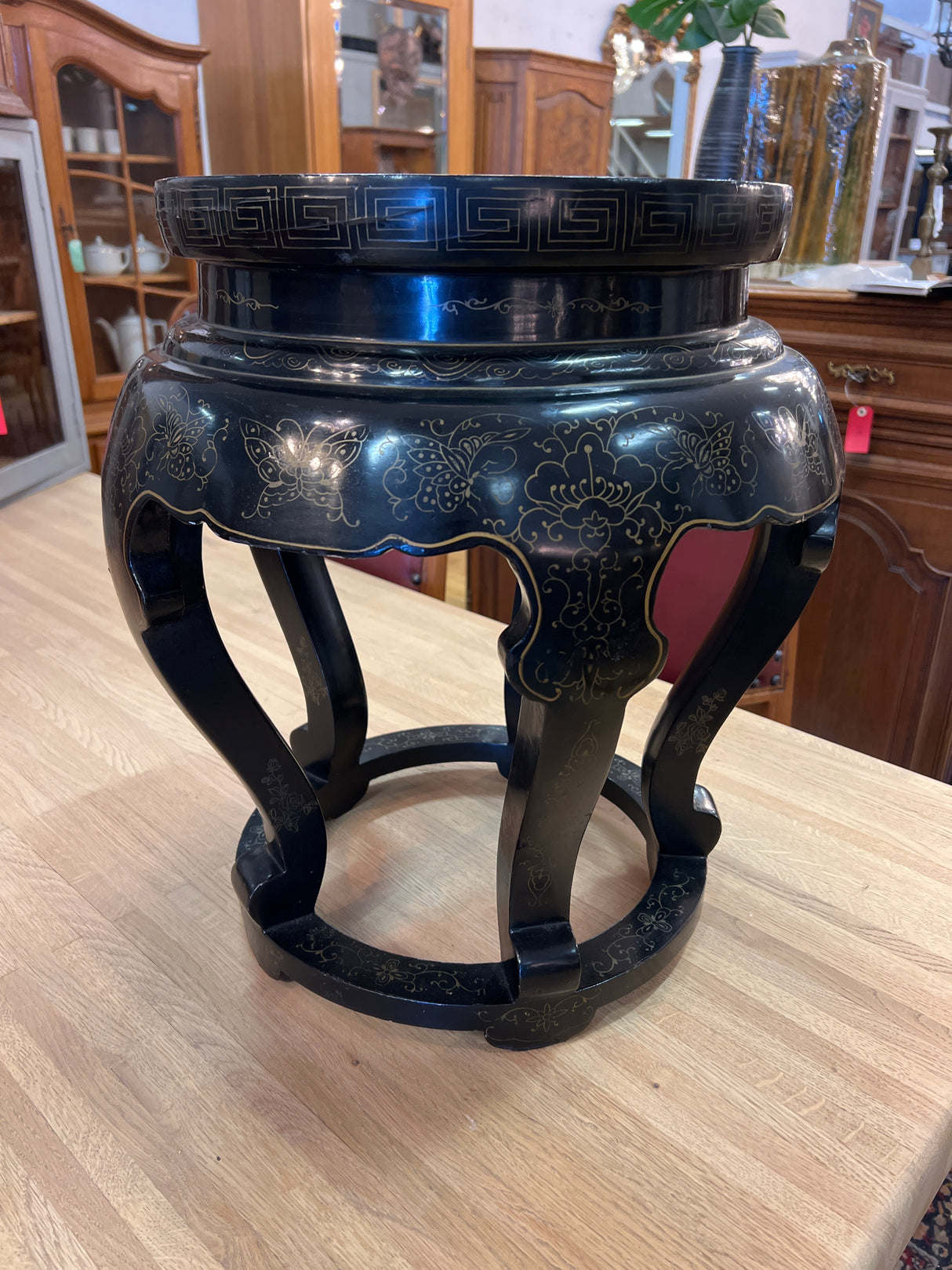 Fine Asian table