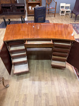 Kirjoituspöytä L.154cm, S.75cm, K.74.5cm