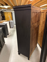 Vitriini/laatikosto L.95.5cm, S.53cm, K.175cm