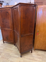 Vaatekaappi L. 74cm, S. 51,5cm ja K. 170,5cm