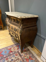 Italialialainen mahalipasto/senkki L. 117cm, S.51,5cm ja K. 90,5cm