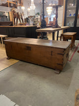 XL-kokoinen tammi arkku 1850-luvulta😍 L. 179cm, S. 62cm ja K. 56cm