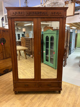 Upea jugend vaatekaappi L. 130cm, S. 57cm ja K. 207,5cm