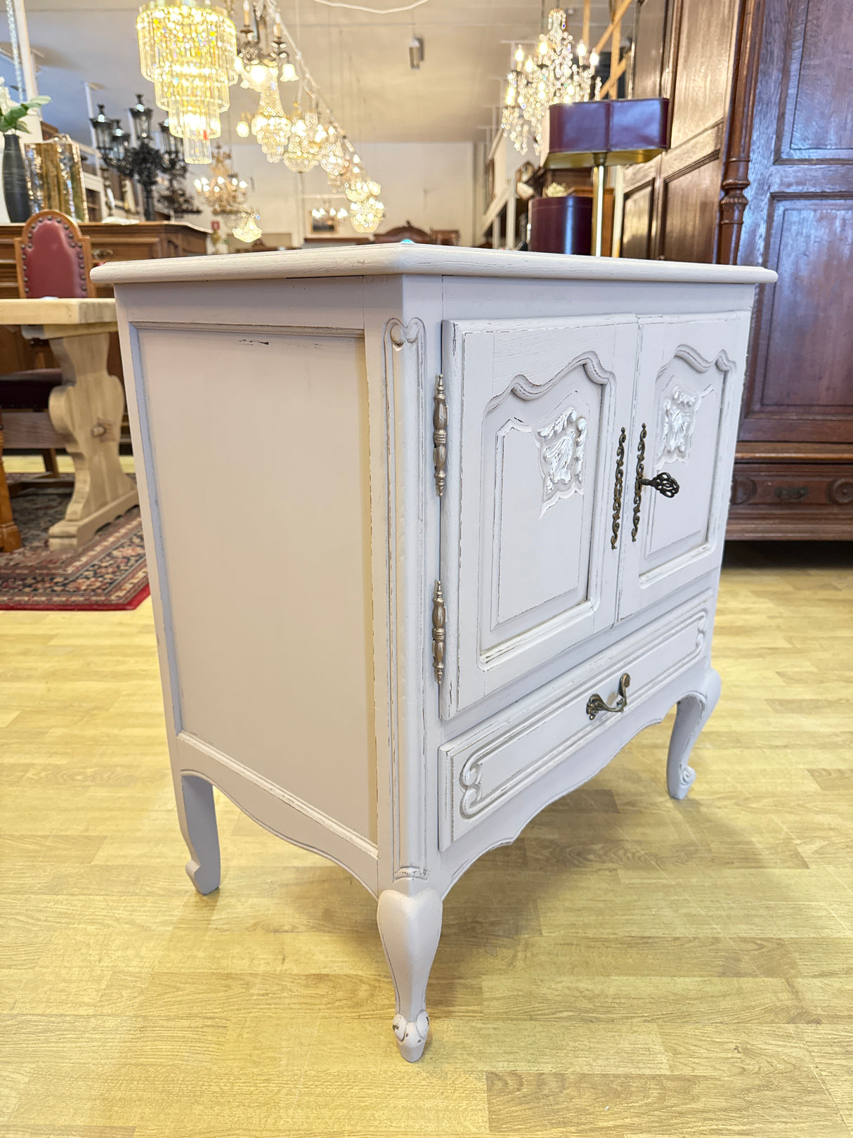 Rokokoo lipasto / senkki L.72.5cm, S.44cm, K.80cm