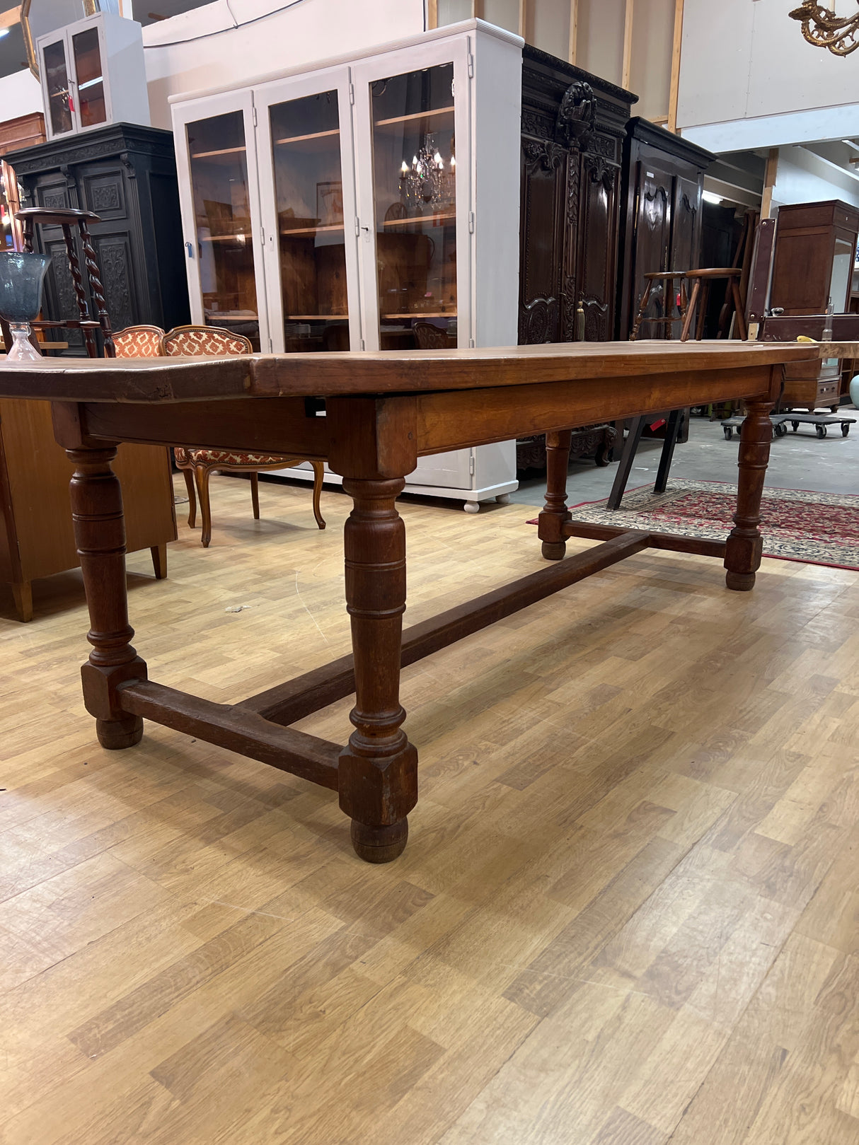 Tammi ruokapöytä Pit. 250cm, Lev. 88cm ja K. 78,5cm