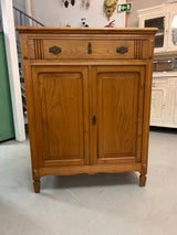 Tammi senkki L. 105cm, S. 52cm ja K. 133,5cm