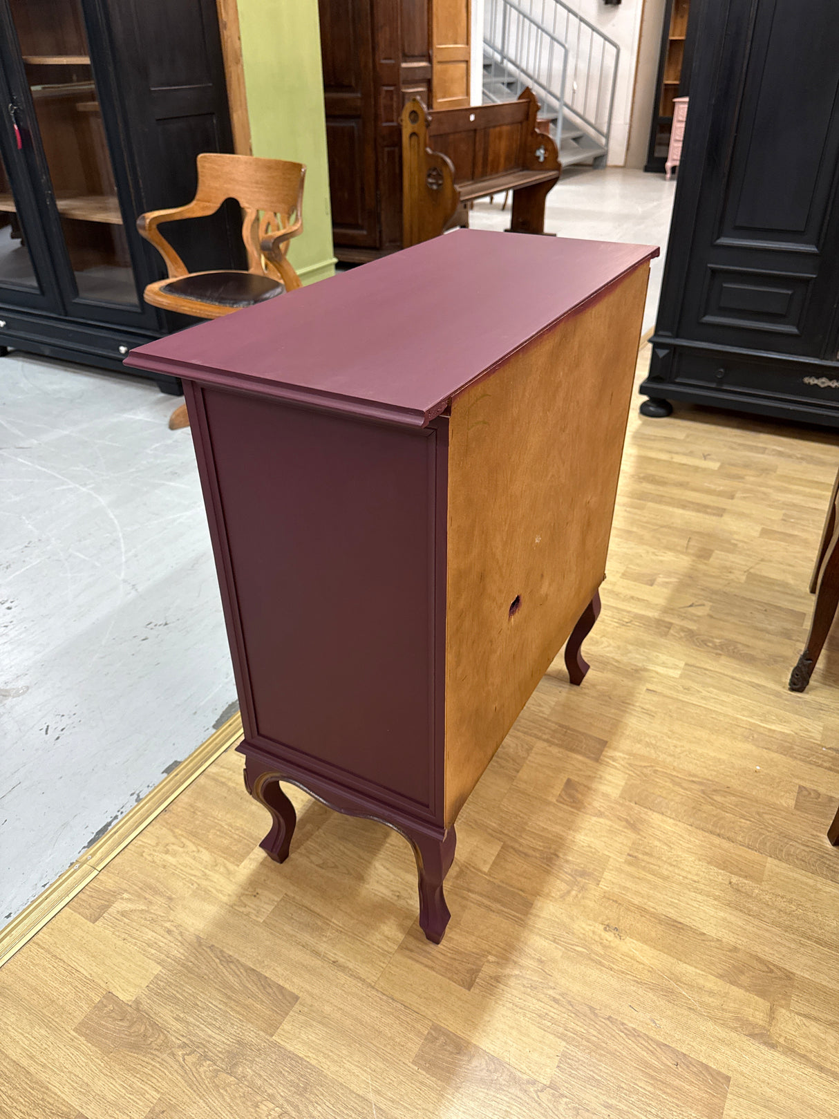 Kaunis puhelinpöytä L.81cm, S.36.5cm, K.88.5cm