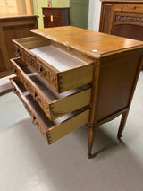 Rokokoo lipasto L. 83,5cm, S. 49cm ja K. 79cm