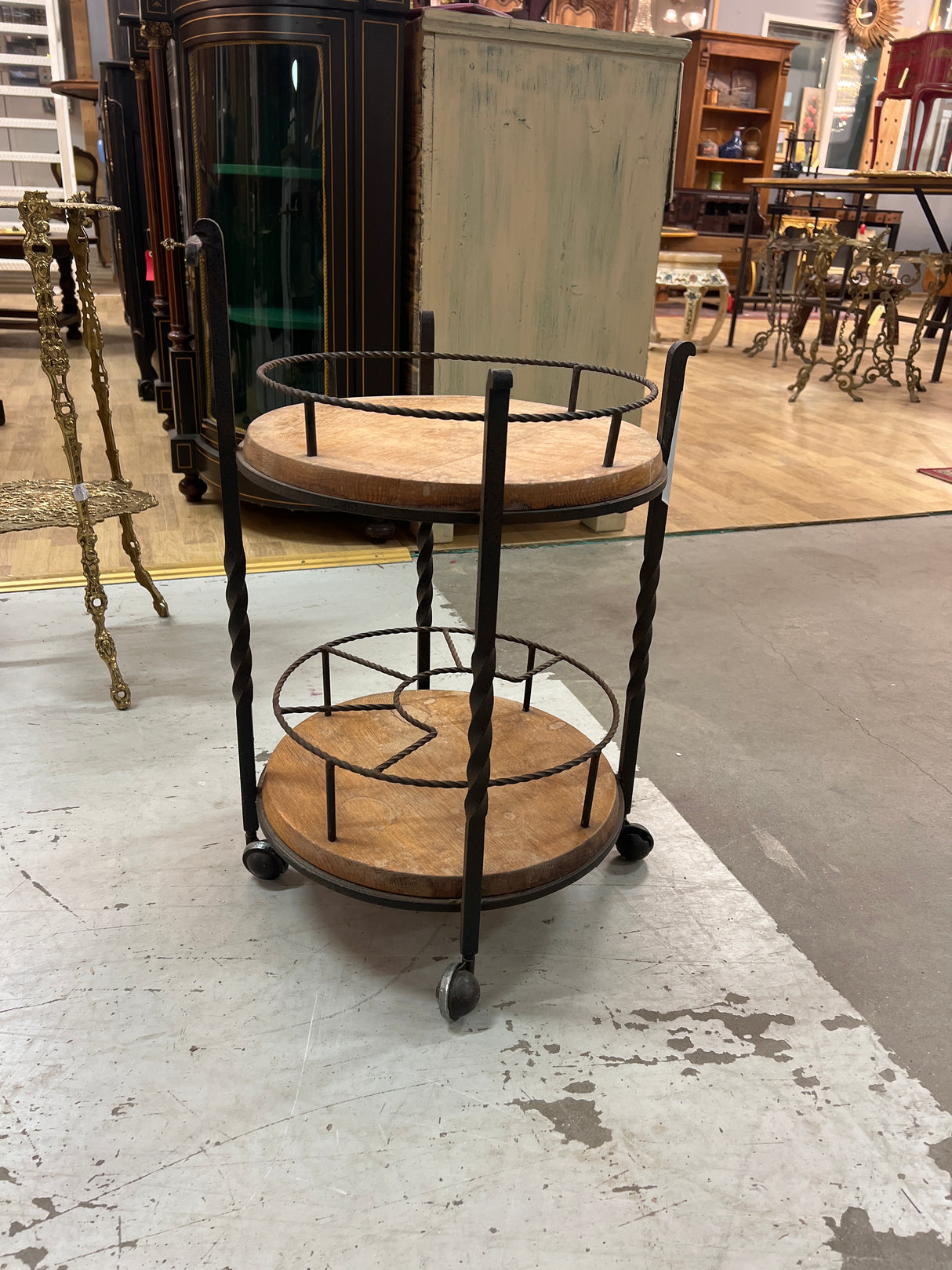 Serving cart