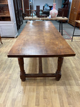 Tammi ruokapöytä Pit. 250cm, Lev. 88cm ja K. 78,5cm