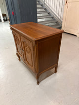 Rokokoo-pikkukaappi L.79.5cm, S.43cm, K.75.5cm