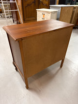 Rokokoo-pikkukaappi L.79.5cm, S.43cm, K.75.5cm