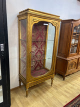 Upea empire vitriini😍 L. 81cm, S. 42cm ja K. 165cm