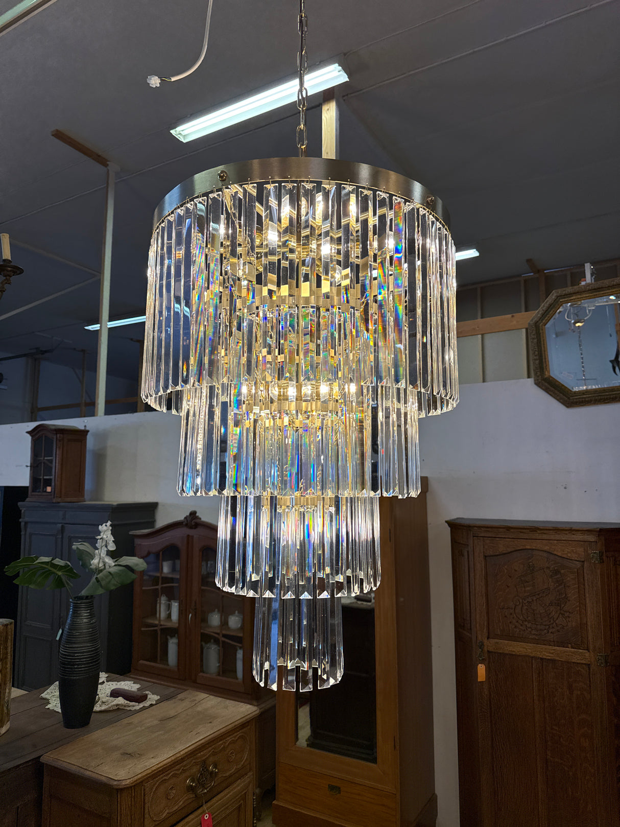 Moderni kristallivalaisin K.85cm, H.58cm