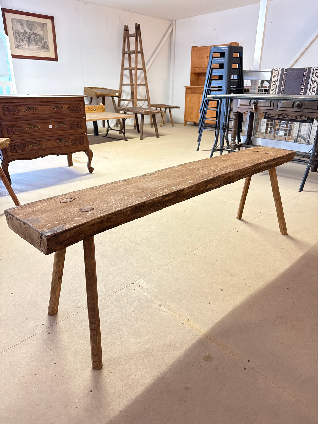 Upea penkki tuppeensahatusta lankusta. P.149.5cm, S.26.5cm, K.47cm