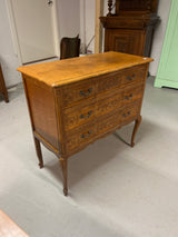 Rokokoo lipasto L. 83,5cm, S. 49cm ja K. 79cm