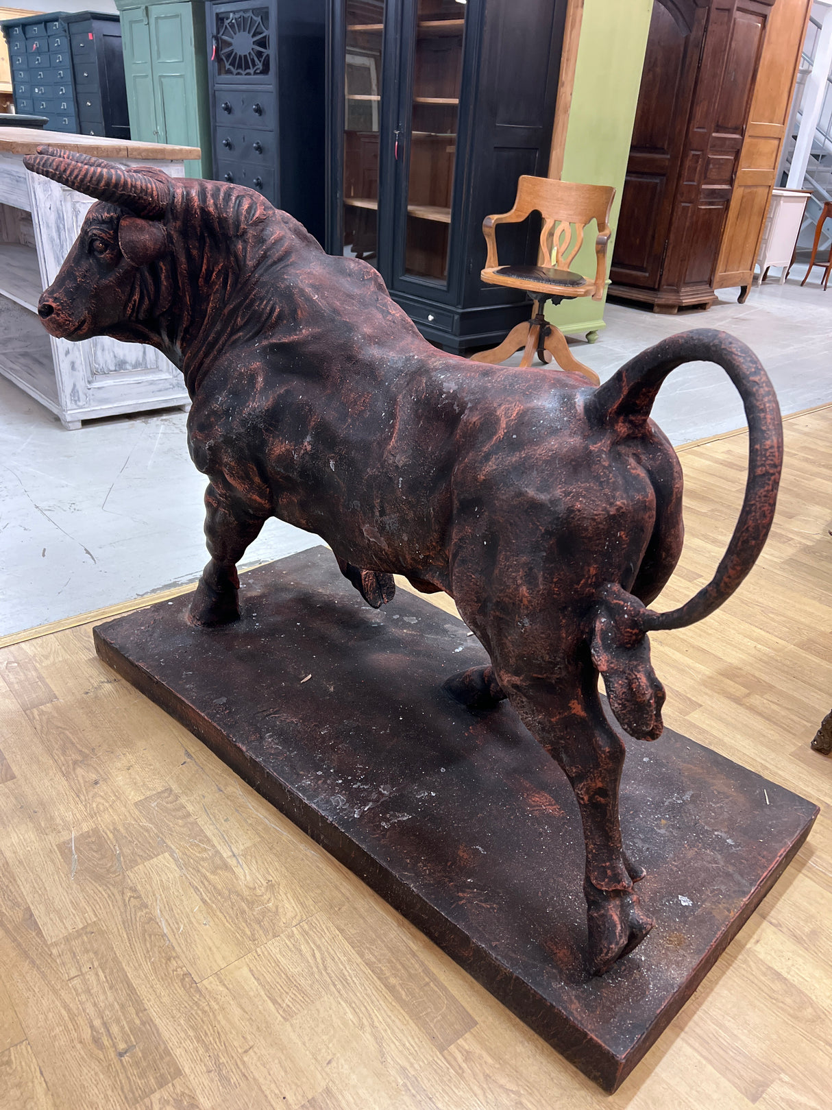 Rauta härkä 130cm x 60cm x 95cm