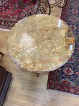 Messinki runkoinen marmoripöytä 😍 Halk. 75cm ja K. 45cm