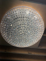 Jättimäinen kristalli plafondi😍 Halkaisija n.110cm ja korkeus katosta alimmaiseen prismaan n.42cm