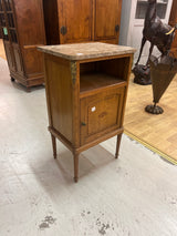 Pikkulipasto L. 45cm, S.35cm ja K. 80cm