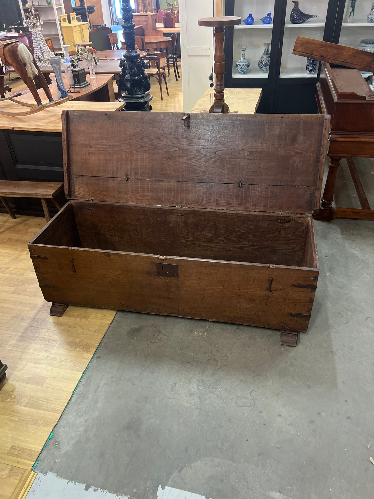 XL-kokoinen tammi arkku 1850-luvulta😍 L. 179cm, S. 62cm ja K. 56cm