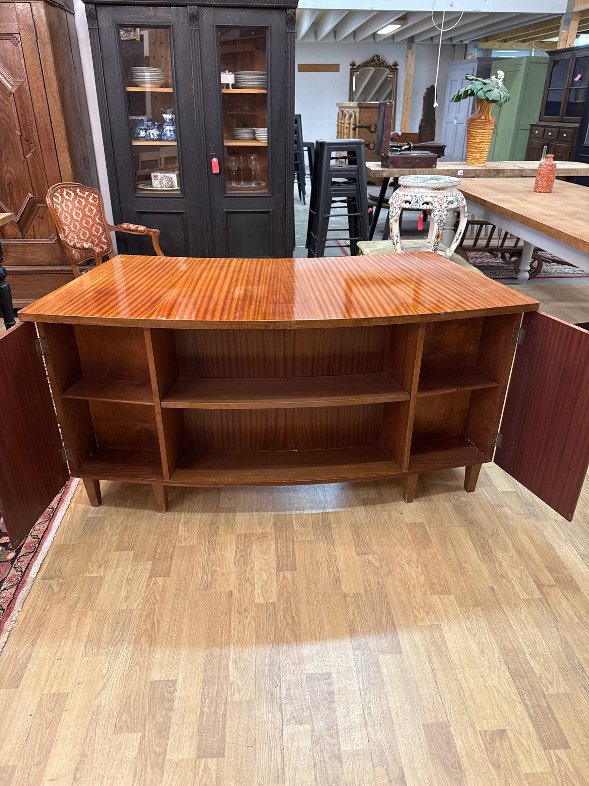 Kirjoituspöytä L.154cm, S.75cm, K.74.5cm