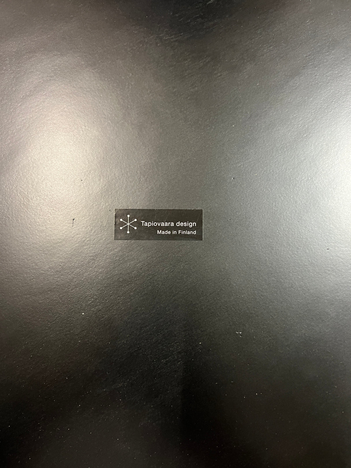 Ilmari Tapiovaaran Trienna-pöytä